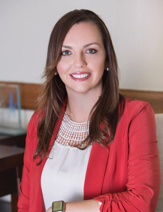 tana kendrick Tana, Co-owner of 2K web Group smiling for her headshot